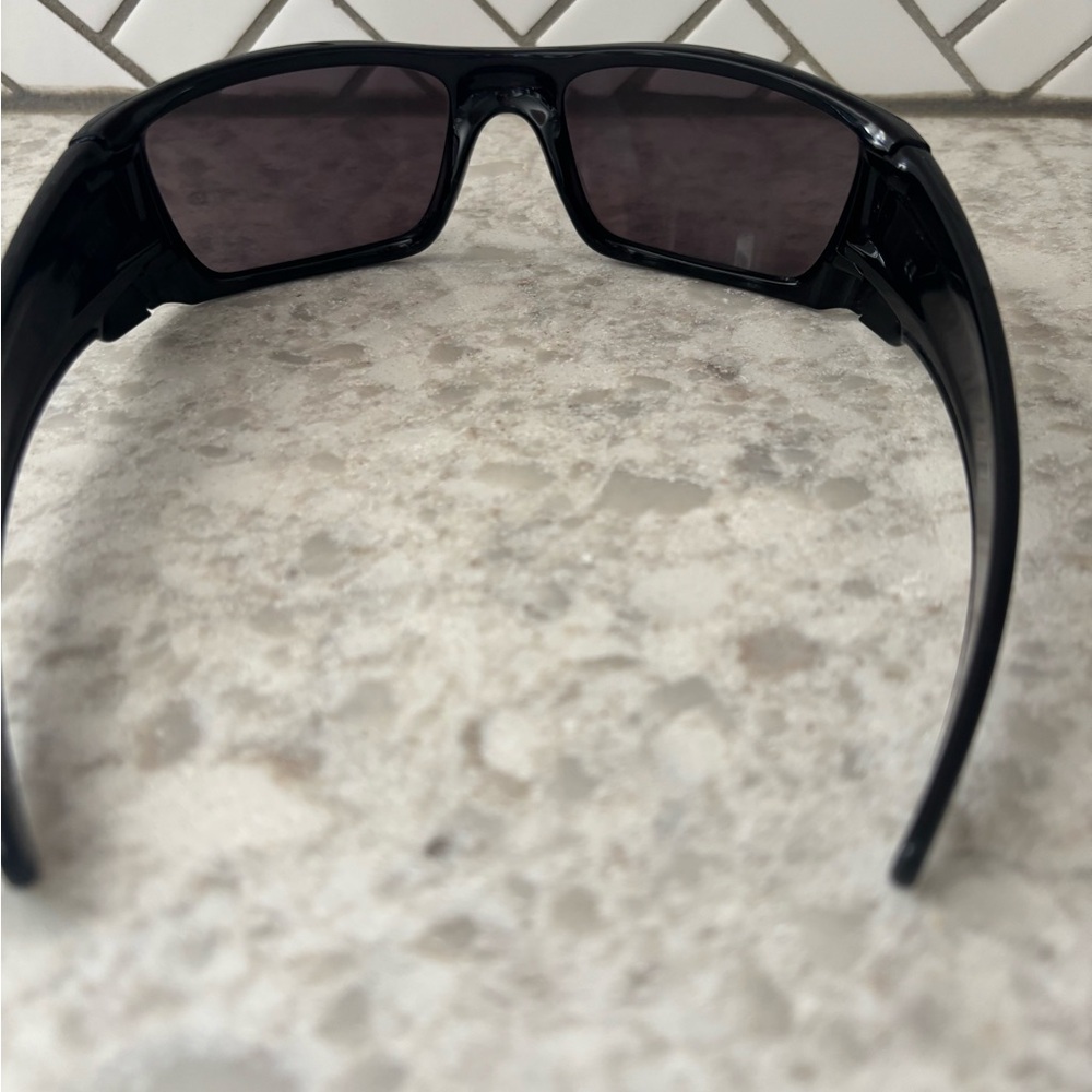 Oakley Men's Oo9096 Fuel Cell Wrap Sunglasses - image 3